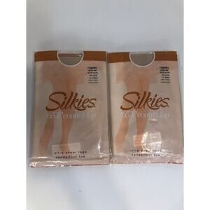 Silkies 65F Control Top Pantyhose Nylons 2006 Lot Set of 2 Medium Nude 740201 D1